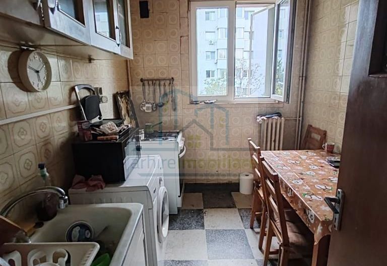 Vanzare Apartament 3 Camere Metrou Costin Georgian - Poză 8