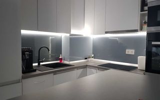 Apartament Modern cu 3 Camere și Priveliște Deosebită - Poză 1