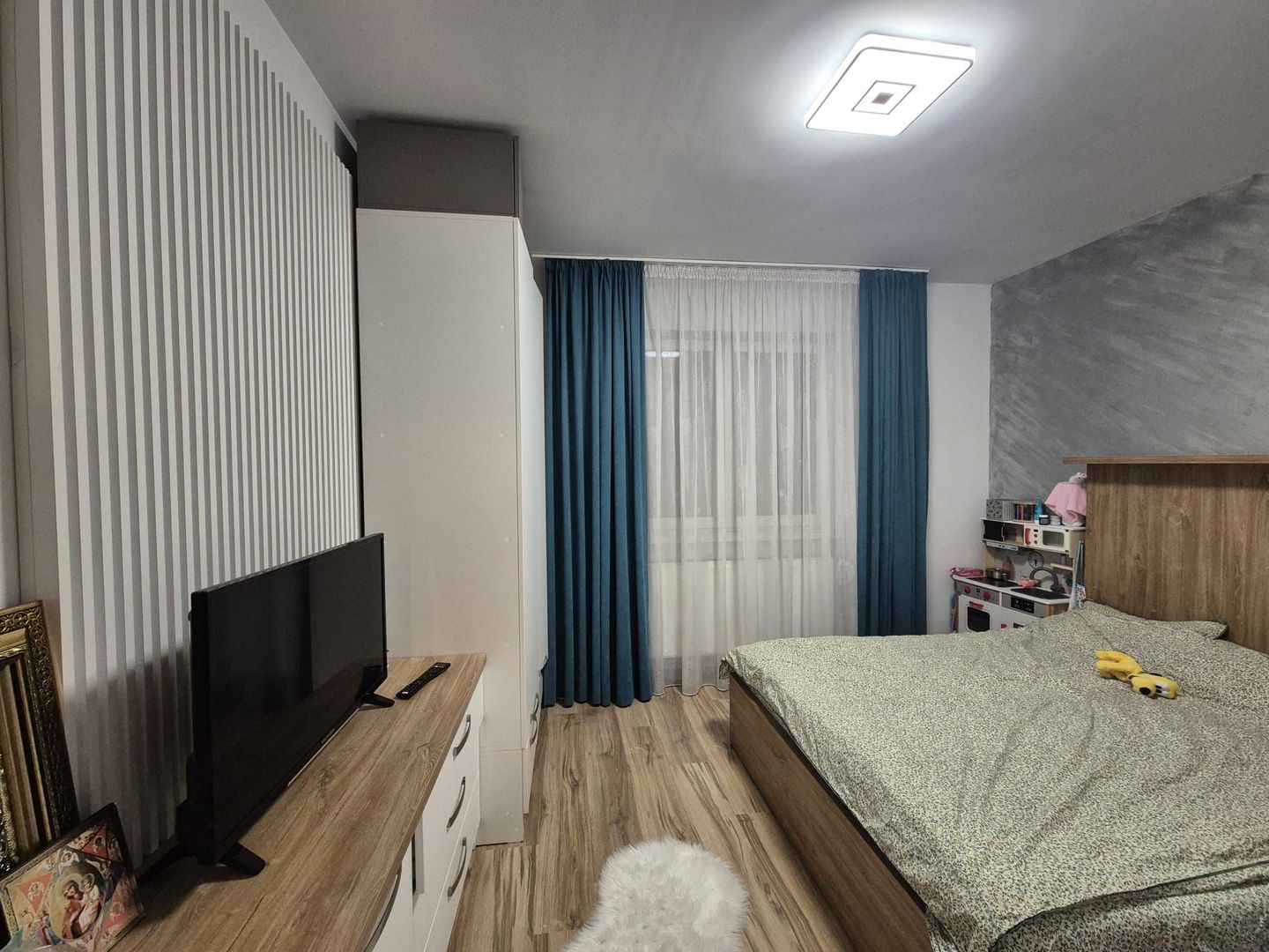 Apartament 2 camere decomandat-55mp, etaj 4/4 cu lift,loc de parcare - Poză 11