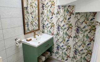 Apartament 2 camere si 2 bai Deosebit , Complet Renovat-zona Centrala - Poză 8