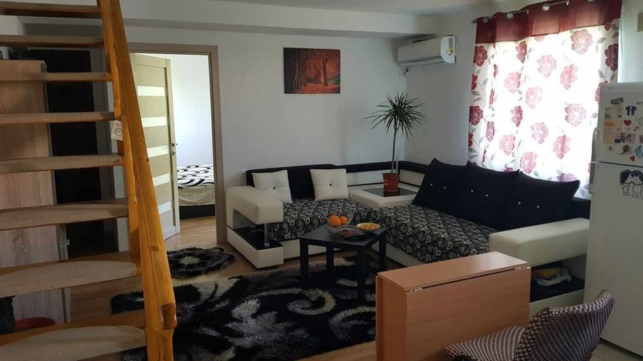 Apartament de vanzare - Poză 1