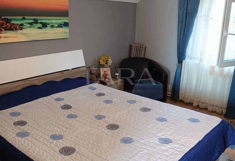 Casă spațioasă, 556 mp teren – Câmpenești, mobilată și utilată - Poză 4