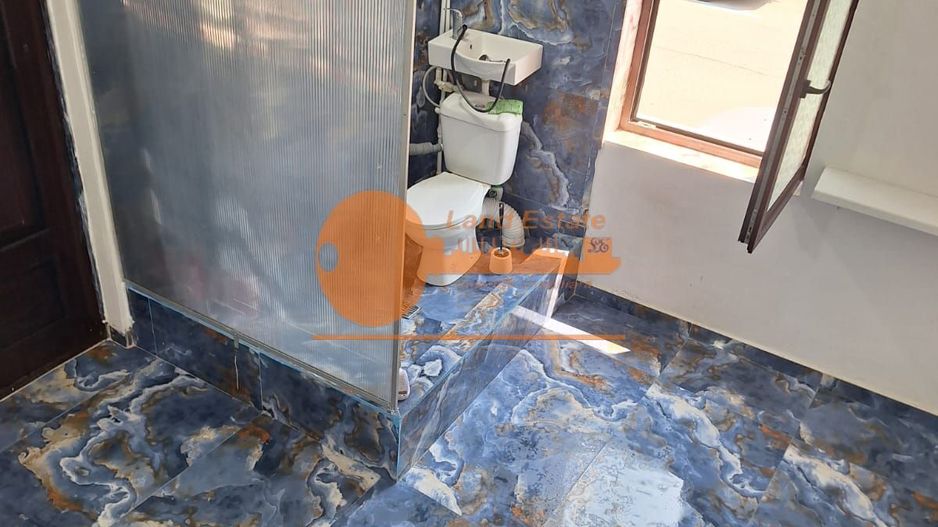 Casa cu 7 camere, fiecare cu grup sanitar propriu – Calea Plevnei - Poză 4