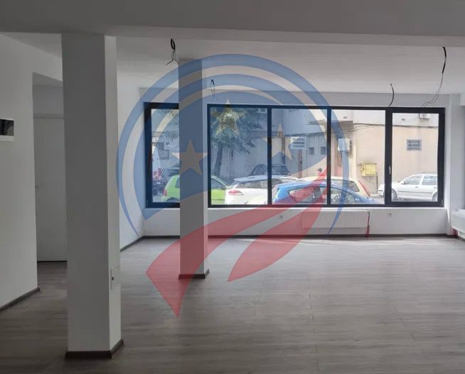 SPATII COMERCIALE CENTRALE CU VAD FOARTE BUN - Poză 2