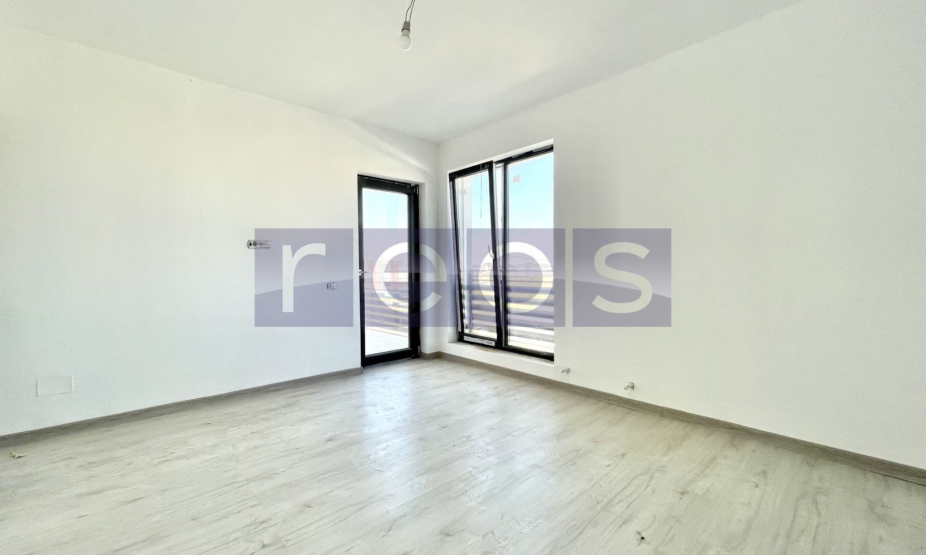 VANZARE VILA 5 CAMERE | DOMNESTI - Poză 9