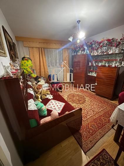 Apartament 2 camere decomandat Etaj 2 Zona Soarelui - Poză 7