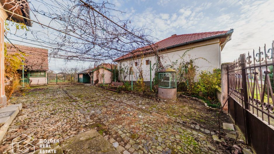 Casa in Ineu, cu teren de 1522 mp, comision 0% - Poză 21