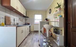 Casa de vanzare in Onesti - Poză 14