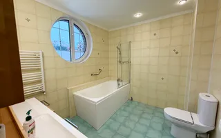 Vilă cu curte mare și piscină – ideală pentru familie, Pipera - Poză 28