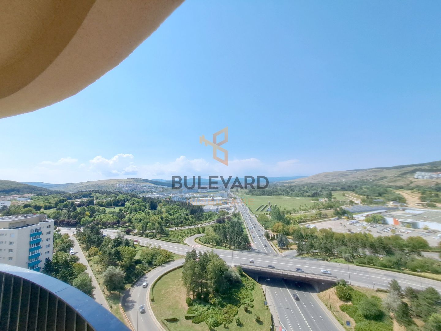 Comision 0. Apartament 3 camere + terasa 13 mp view superb! - Poză 3