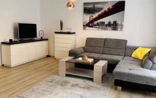 Apartament cu 3 camere si curte proprie in Dumbravita - Zona Cora - Poză 1