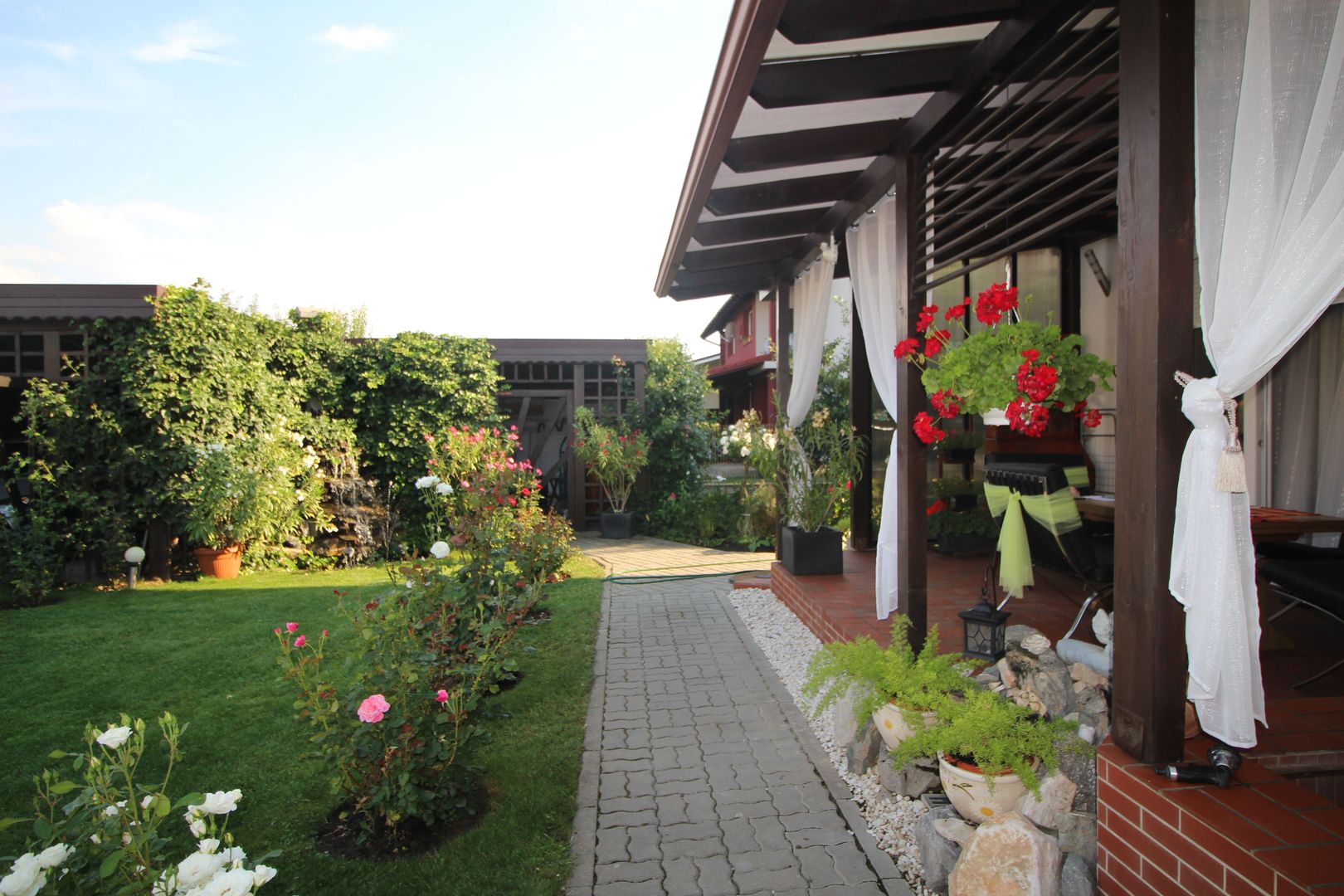 CASA INDIVIDUALA - Poză 2