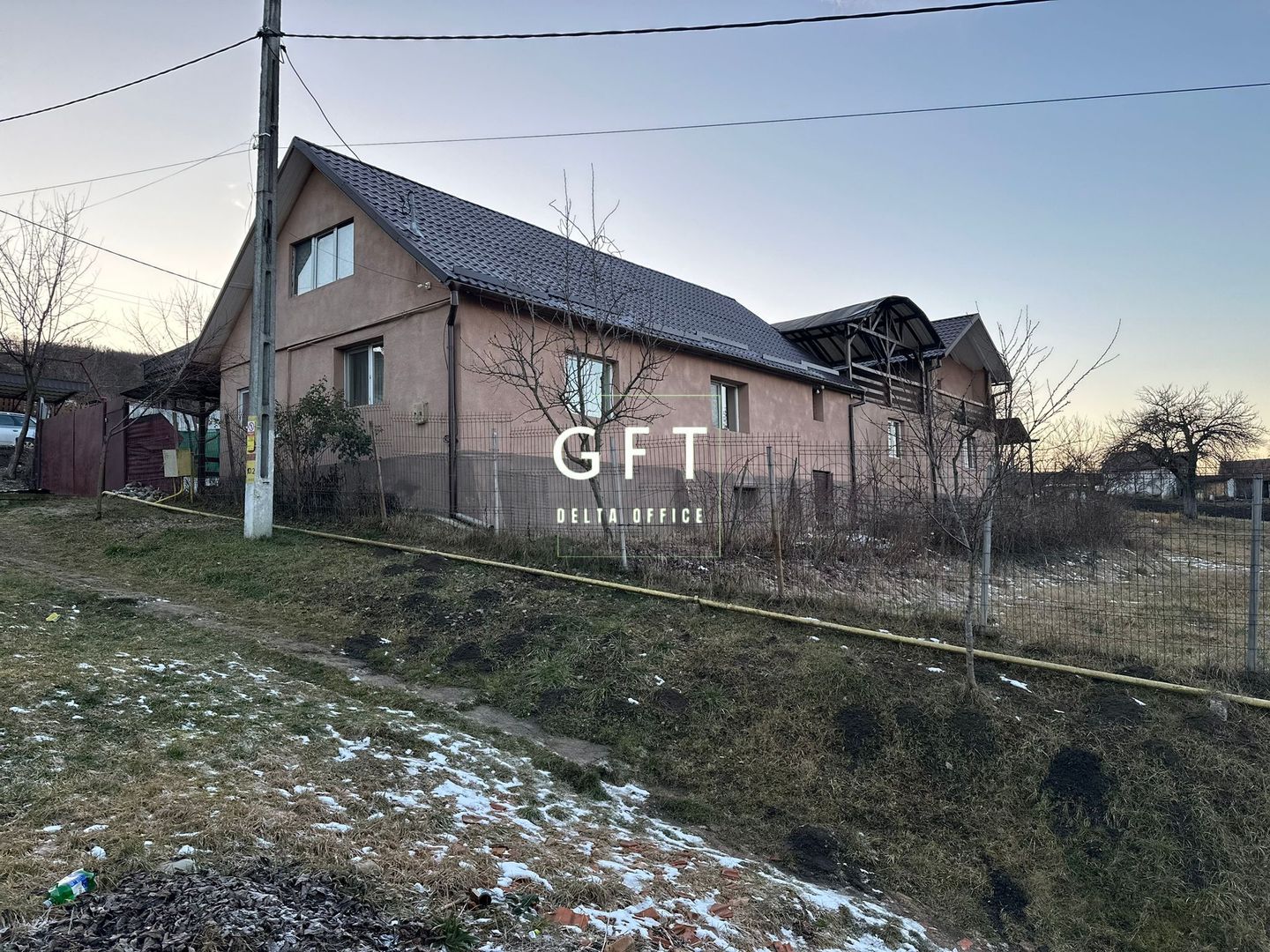 Casa Individuala Vermes cu gradina 28 ari - Poză 1