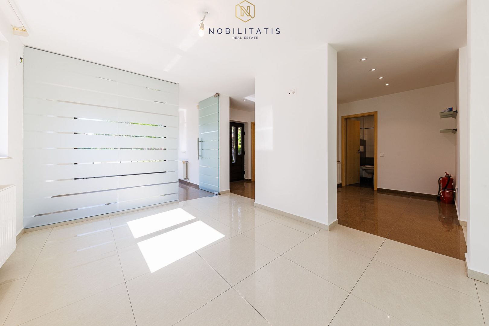 Oferta inchiriata - Cladire comerciala - Fropin & Lidl | 10 locuri parcare - Poză 14