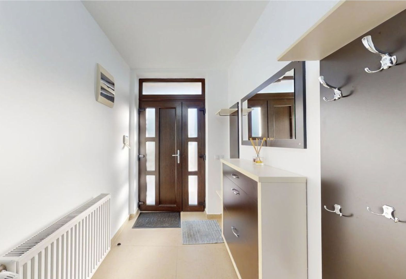Casa individuala cu pivnita in Sura Mica, zona Salii de sport - Sibiu - Poză 5