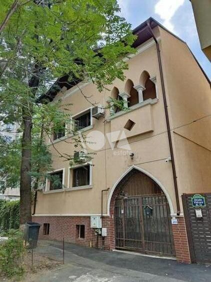 De vânzare - vilă 12 cam - D+P+1E+M - Piata Muncii - Calarasilor - Poză 1