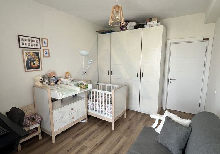Apartament modern 3 camere etajul 1 si 2 locuri de parcare in Selimbar - Poză 4