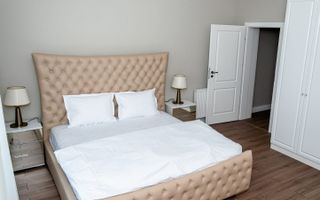 Apartament Renovat 2 Camere | Zona Sinaia - Centrala Proprie - Poză 4