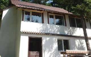 Cabană în Rânca cu 500 mp teren și panoramă impresionantă - Poză 1
