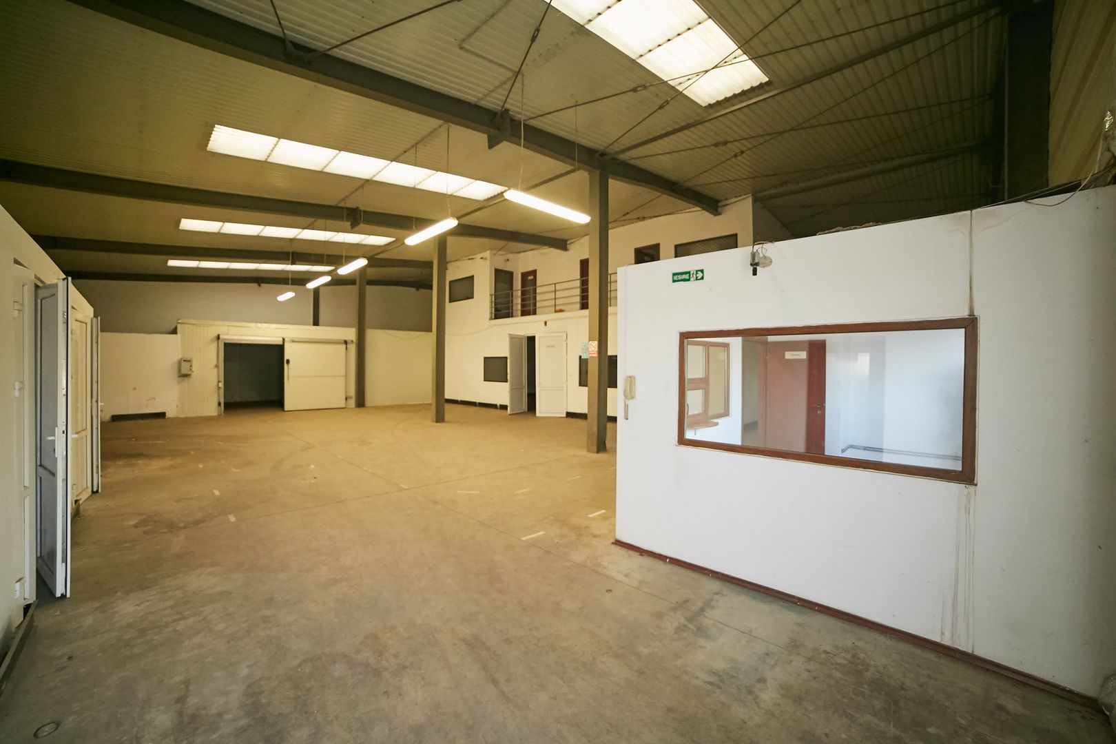 Hală industrială 626 mp in Business Park UTA1 - Poză 1