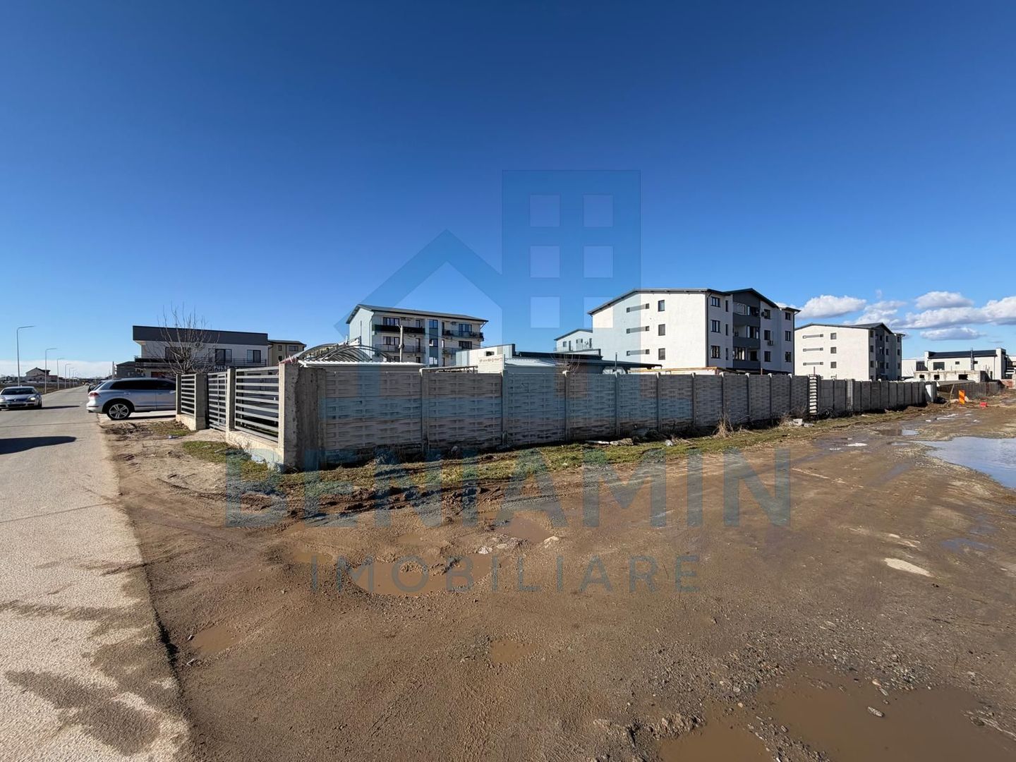 Teren intravilan 350mp-Toate utilitatile-Pozitie excelenta - Poză 2