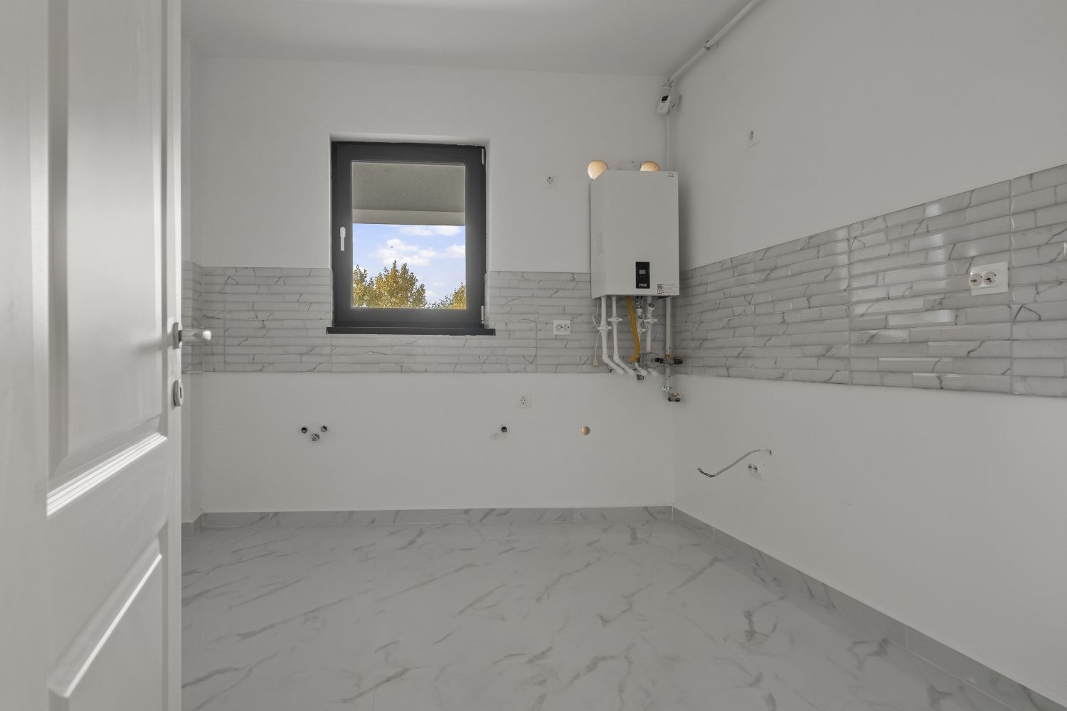 Metrou Preciziei -2 camere, finisat complet, SE ACCEPTA CREDIT, Comision 0% - Poză 4