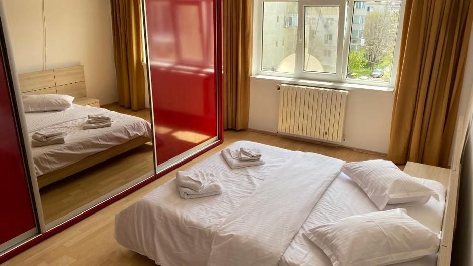 Apartament 3 camere, Mangalia, cu vedere la Mare. Zona Plaja Diana Saturn. - Poză 3