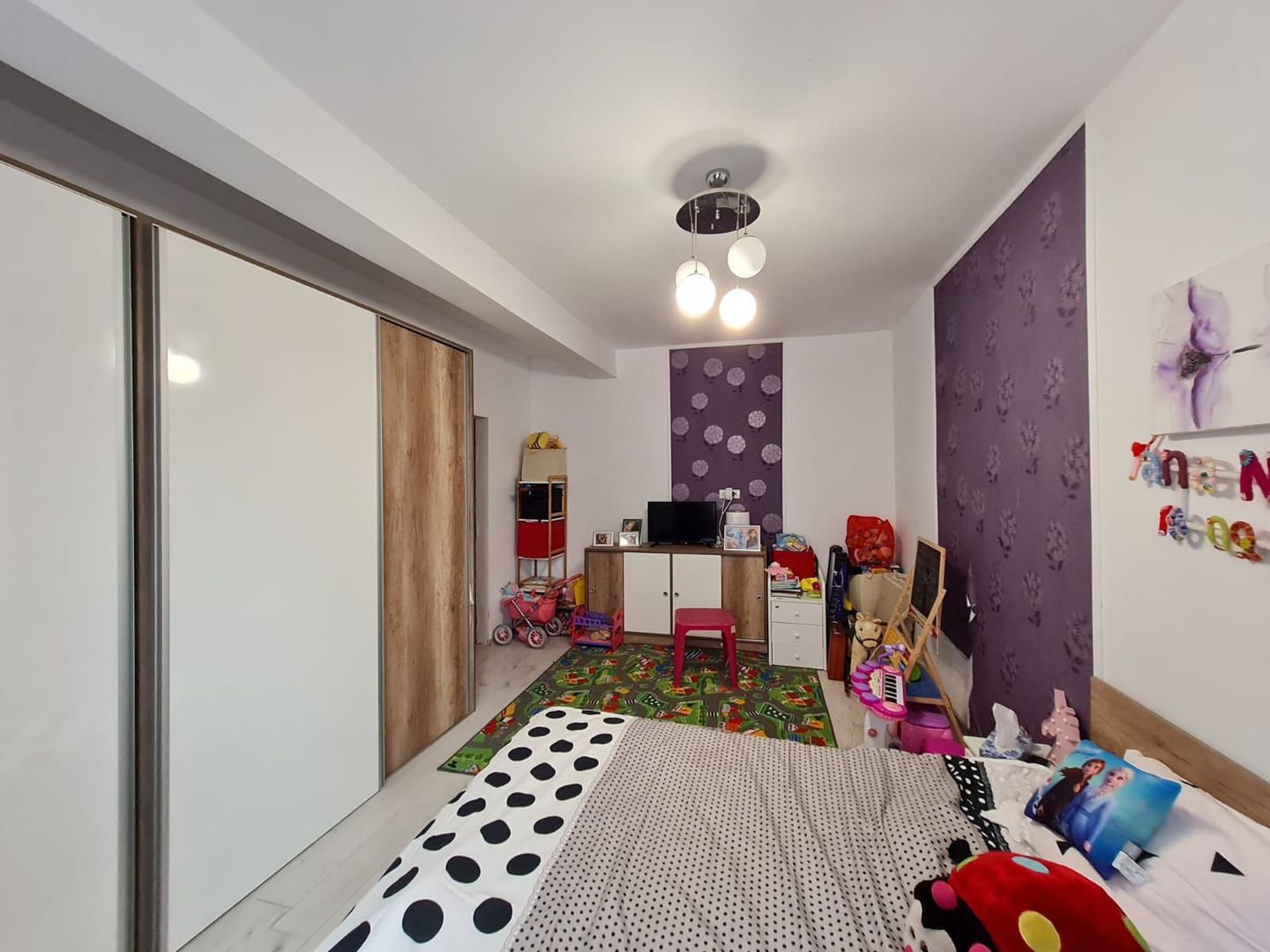 Vila spatioasa cu 7 apartamente/pretabil investiție - Poză 11