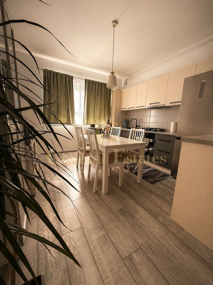 Apartament 3 camere, modern, spațios, Brasov - Poză 2