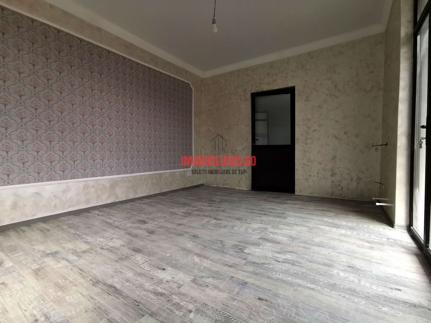 Ozana-Metrou 1 Decembrie 1918 - Casa P+2+M - Prima Inchiriere - Poză 11