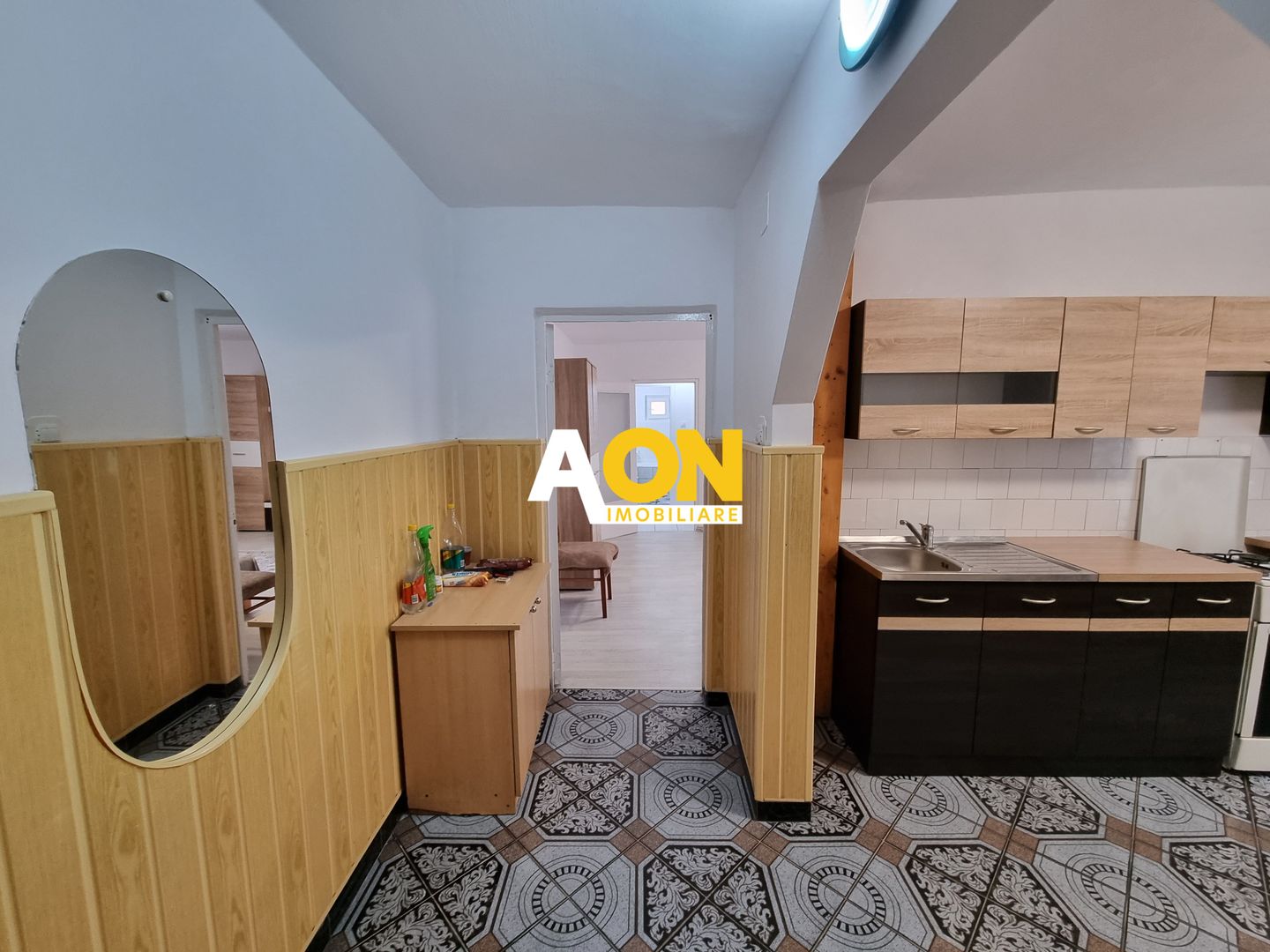 De inchiriat apartament 2 camere, parter inalt, Cetate - Poză 5
