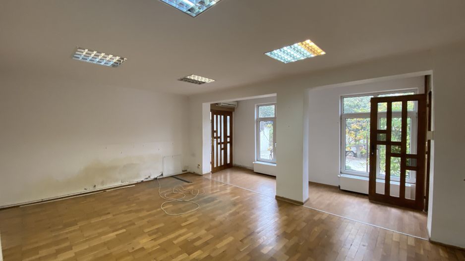 Casa zona Lipovei - Poză 1