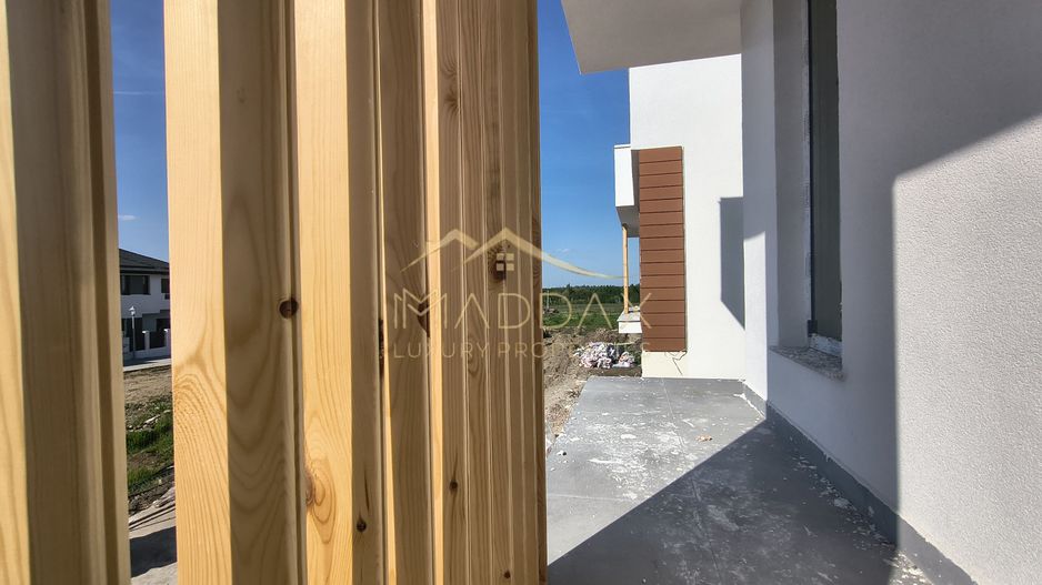 Vila moderna 5 camere // Chiajna // zona noua de case - Poză 39
