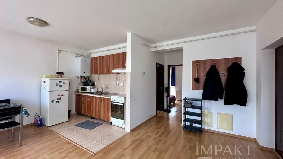 3 camere 60 mp de inchiriat Floresti, parcare inclusa - Poză 2