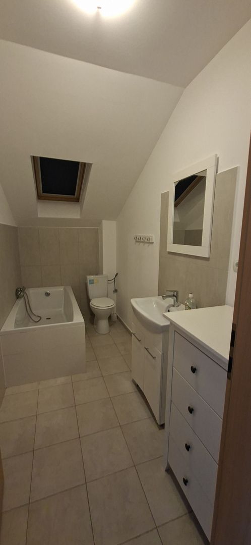 Casă de închiriat în Dumbravita – 3 dormitoare si garaj - Poză 28