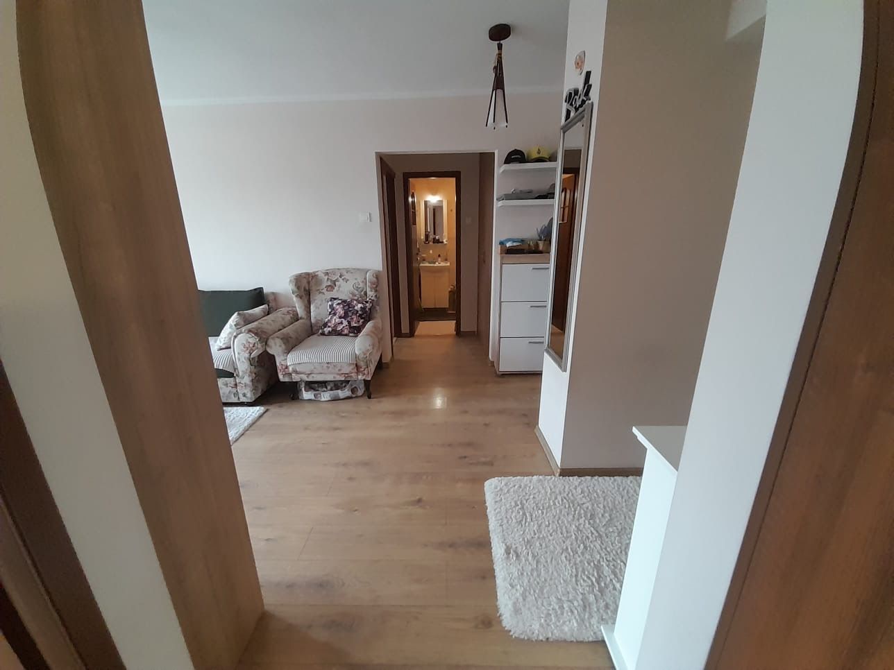 Apartament spatios cu patru camere zona -Bucovina - Poză 10