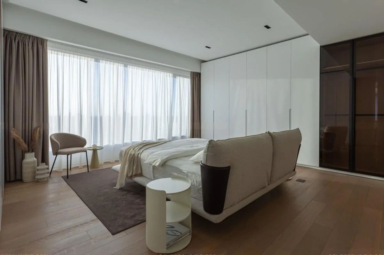 Three Bedroom apartment in One Mircea Eliade - Poză 2
