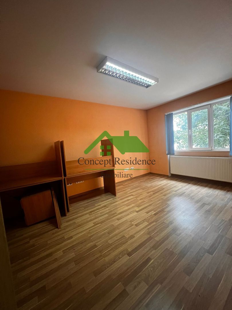 Apartament 2 camere etaj 1, ultracentral – P-ta Revolutiei - Poză 1