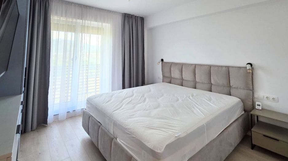 Apartament 3 camere de închiriat vedere spectaculoasă spre Tâmpa Qualis Coresi - Poză 8