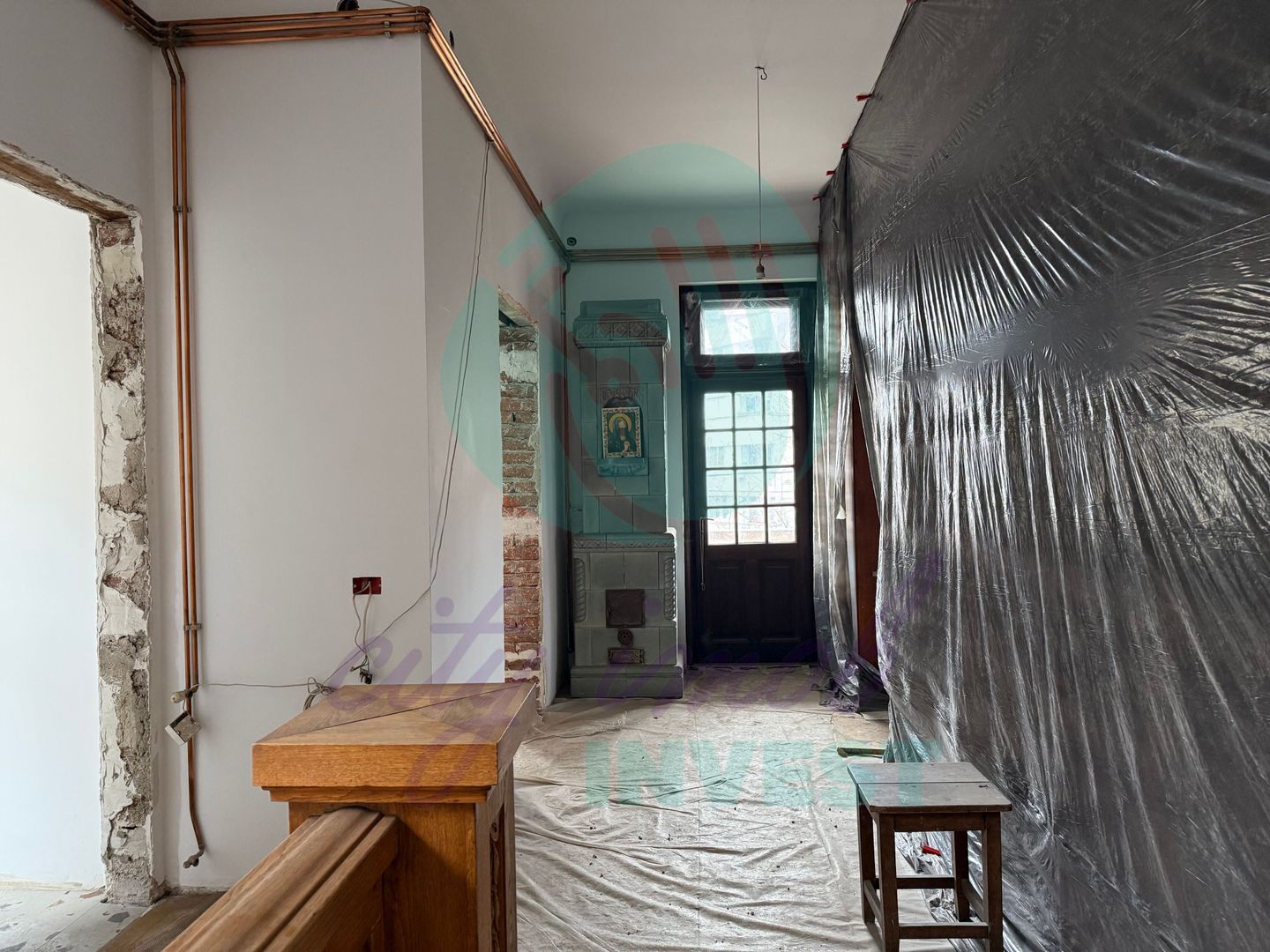 Apartament boieresc partial renovat - Poză 11
