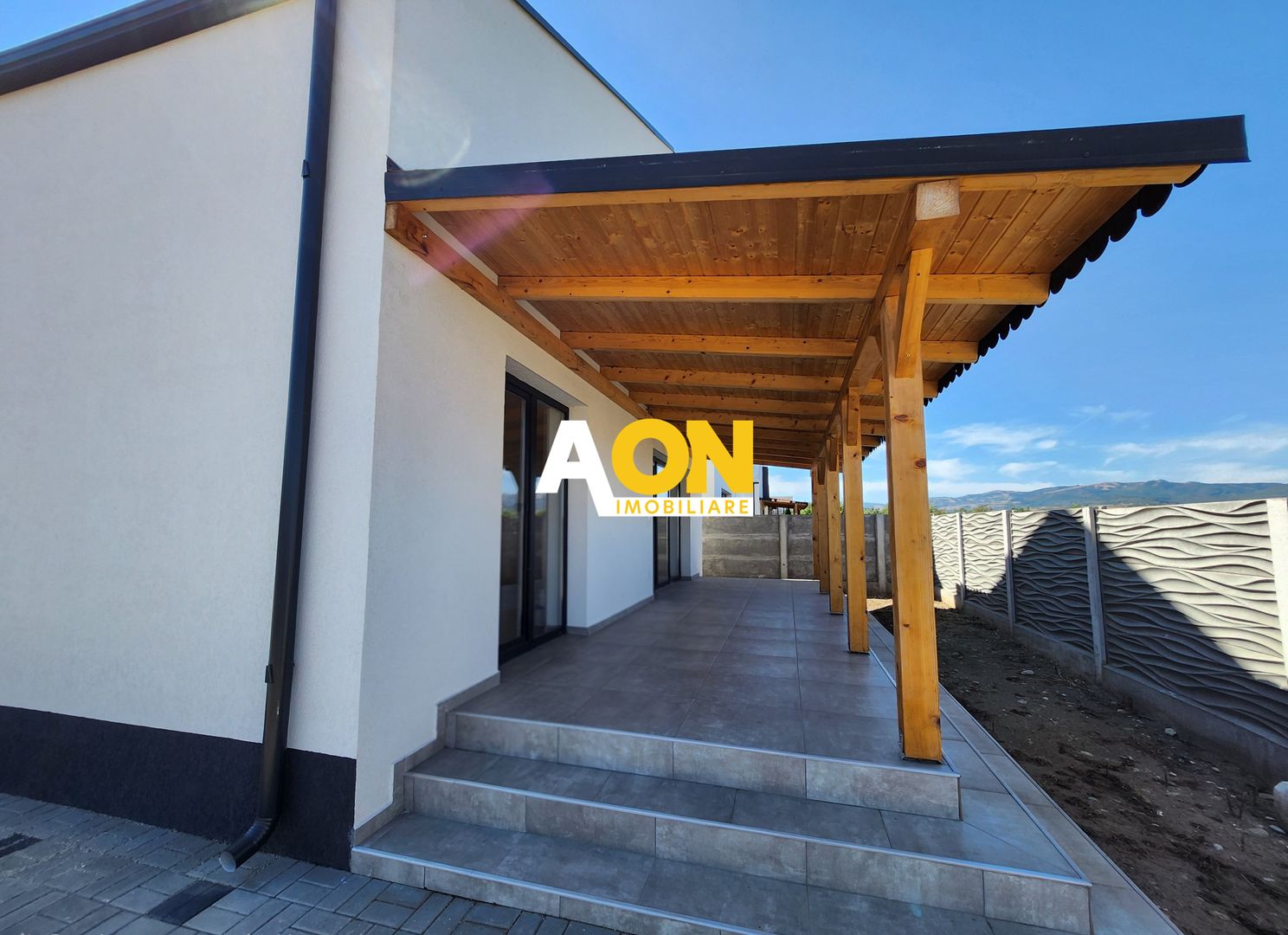 Casa Individuala cu 4 camere, 3 bai, terasa, 370mp teren, Oarda de Jos - Poză 24