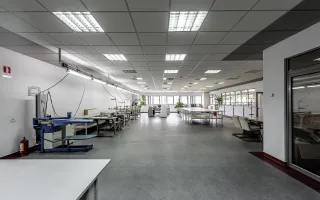 Hală de producție și depozitare cu birouri în Arad - Poză 12