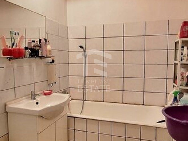 Apartament 3 camere decomandat 2 bai Bloc 1986 Apusului-str. Alesd - Poză 15