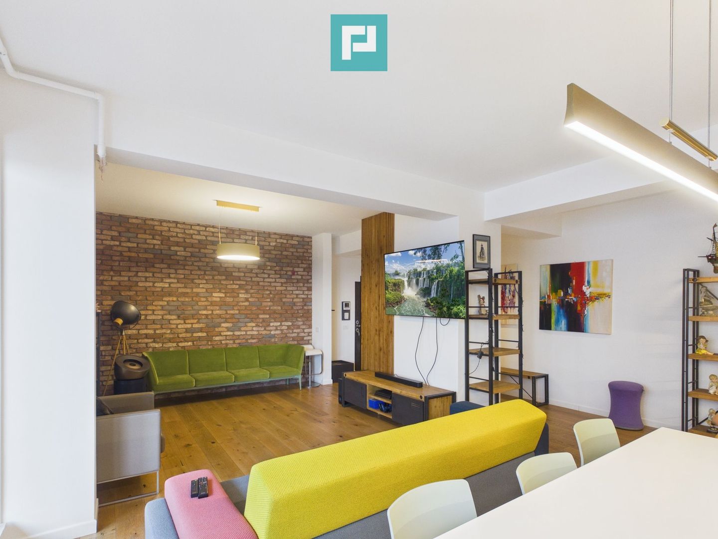 Penthouse exclusivist 3 camere | Terasă 35 mp - Poză 1