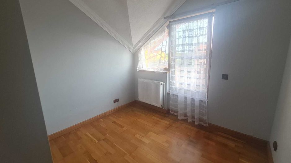 BRASADAS vinde casă 4 cam 3.15 ari zona L Blaga. - Poză 7