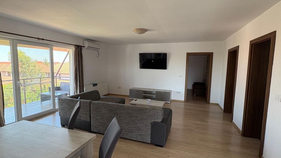 Dumbravita | 3 Camere | Curte Comuna. - Poză 3