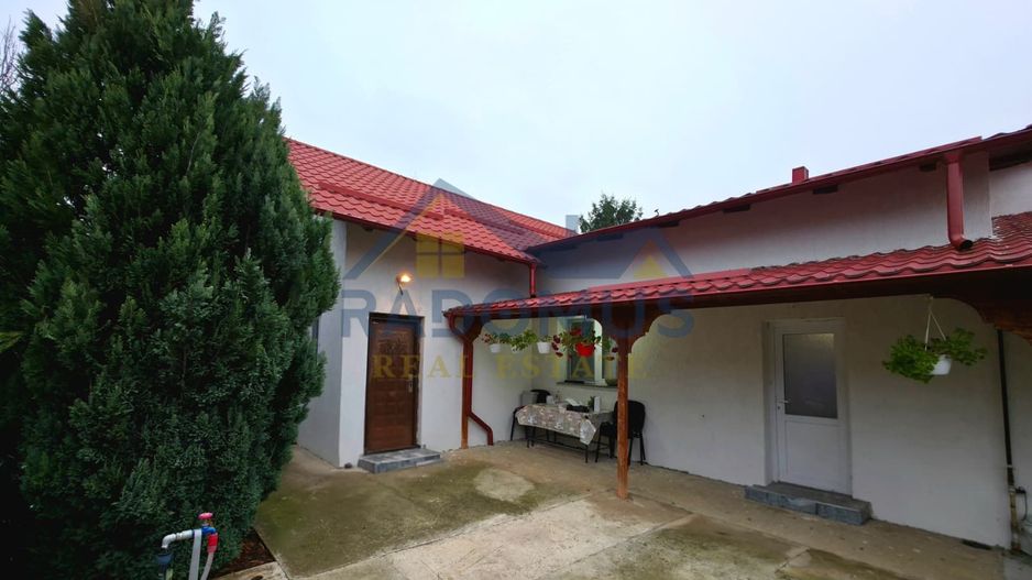 Casă Ploiești – Strada Arborilor nr. 59 -400 mp Teren -4 Camere - Poză 4