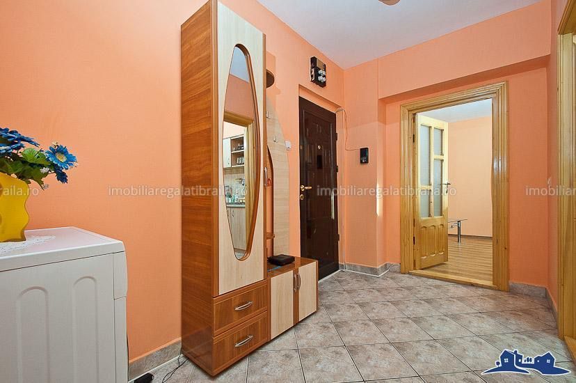 De inchiriat apartament cu 2 camere, Piata Centrala, 370 euro - Poză 5