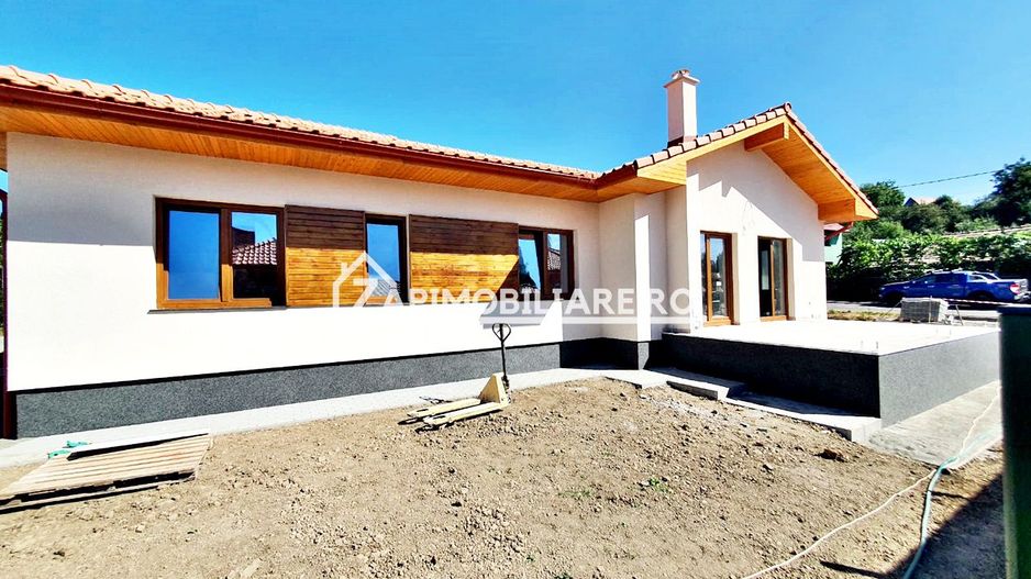 Casa premium 4 camere,2băi,120 mp, 550mp teren, - Poză 1