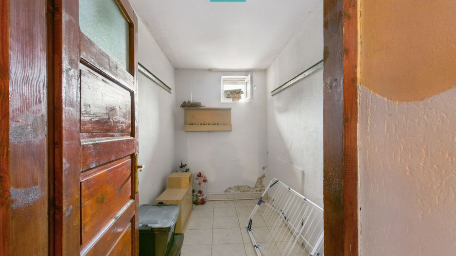 Casă cu 4 camere în Chișineu Criș - Poză 10